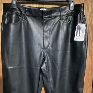 Time and Tru Faux Leather Pant. High Rise Straight Regular. Size 18. (18x29)